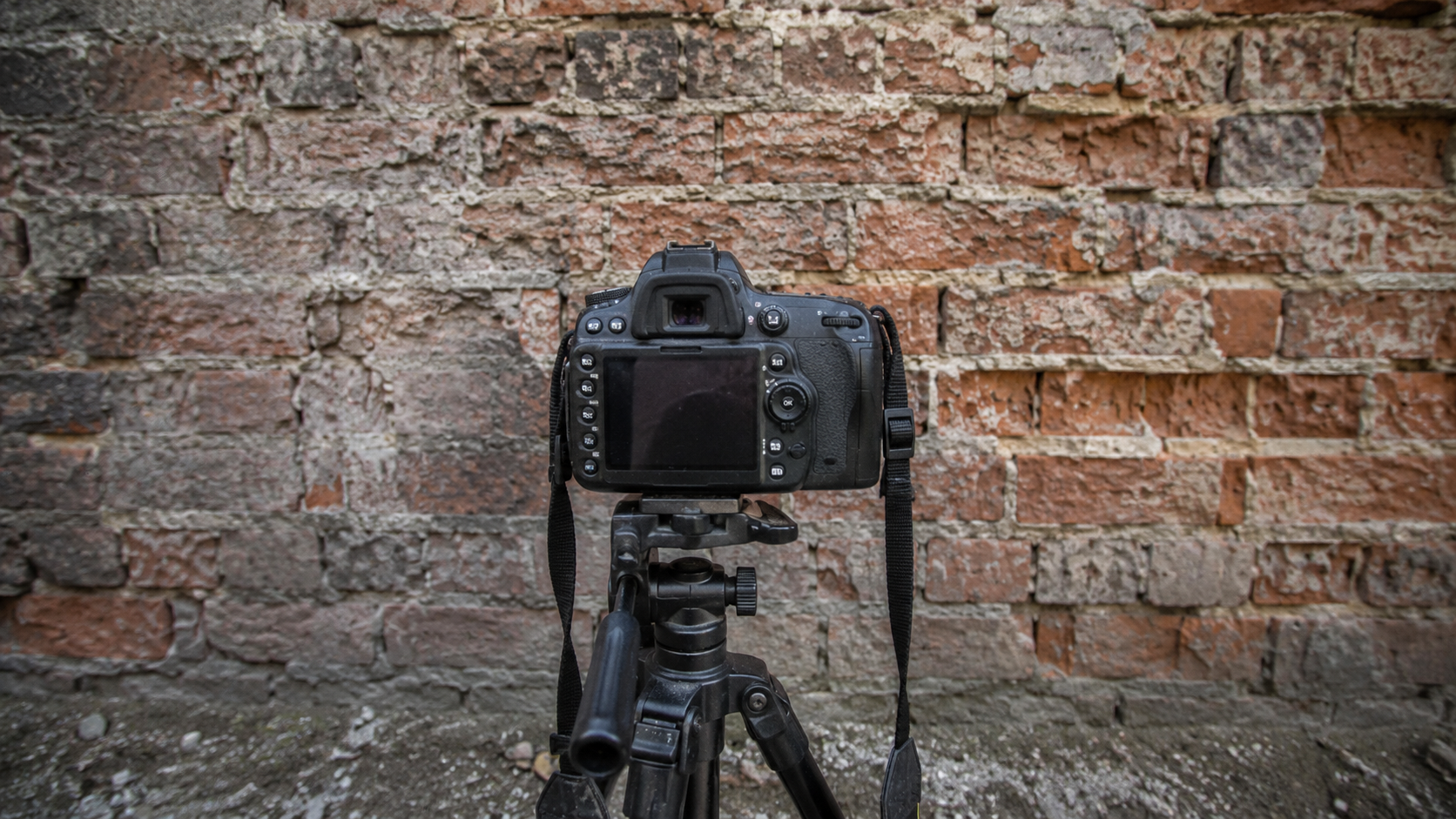 Film-Style Camera Realism: Calibrating a Tripod Setup Against Raw Brick Surface Behavior